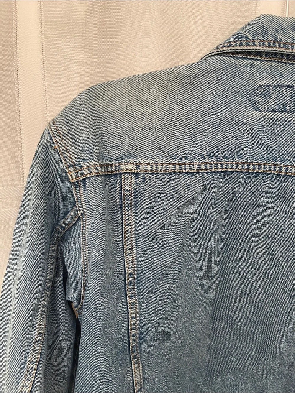 Arizona Jean Company Light Blue Denim Jacket - Picture 4 of 12